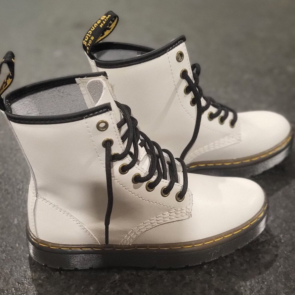 Dr. Marten's Zavala White Leather Combat Boot EU 36 US 5.5 (fits 6.5)